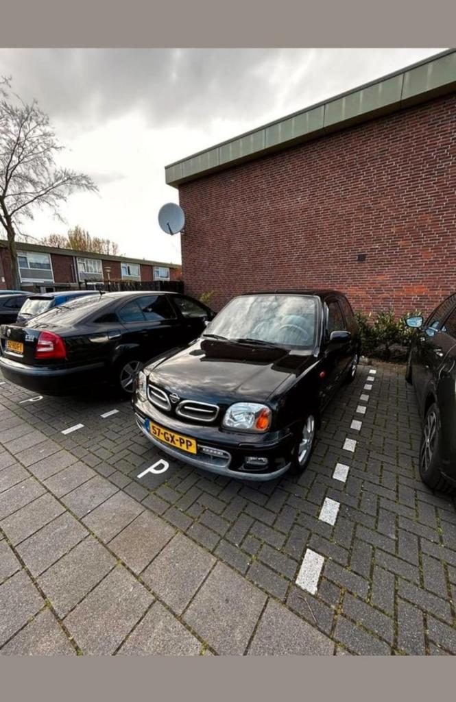 Nissan Micra 1.4 60KW 3D N-cvt 2001 Zwart, Auto's, Nissan, Particulier, Micra, Airbags, Airconditioning, Alarm, Bluetooth, Centrale vergrendeling