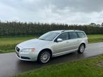 Volvo V70 2.5 T AUT 2008 Grijs, Auto's, 1800 kg, Zwart, 2521 cc, Stationwagon