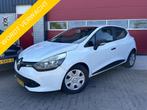 Renault Clio 0.9 TCe Authentique AIRCO / CRUISE / BLUETOOTH, Voorwielaandrijving, Stof, Gebruikt, Zwart