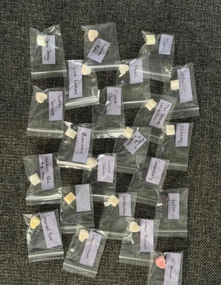 Probeerpakketje waxmelts Rituals 36 geuren, Huis en Inrichting, Woonaccessoires | Kandelaars en Kaarsen, Zo goed als nieuw, Minder dan 25 cm