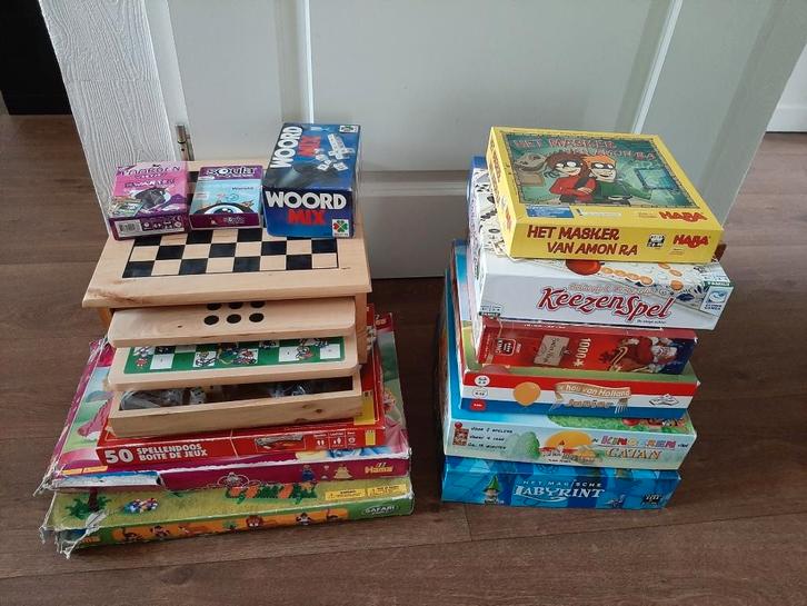 Te koop, Hobby en Vrije tijd, Gezelschapsspellen | Bordspellen, Gebruikt, Drie of vier spelers, Ophalen