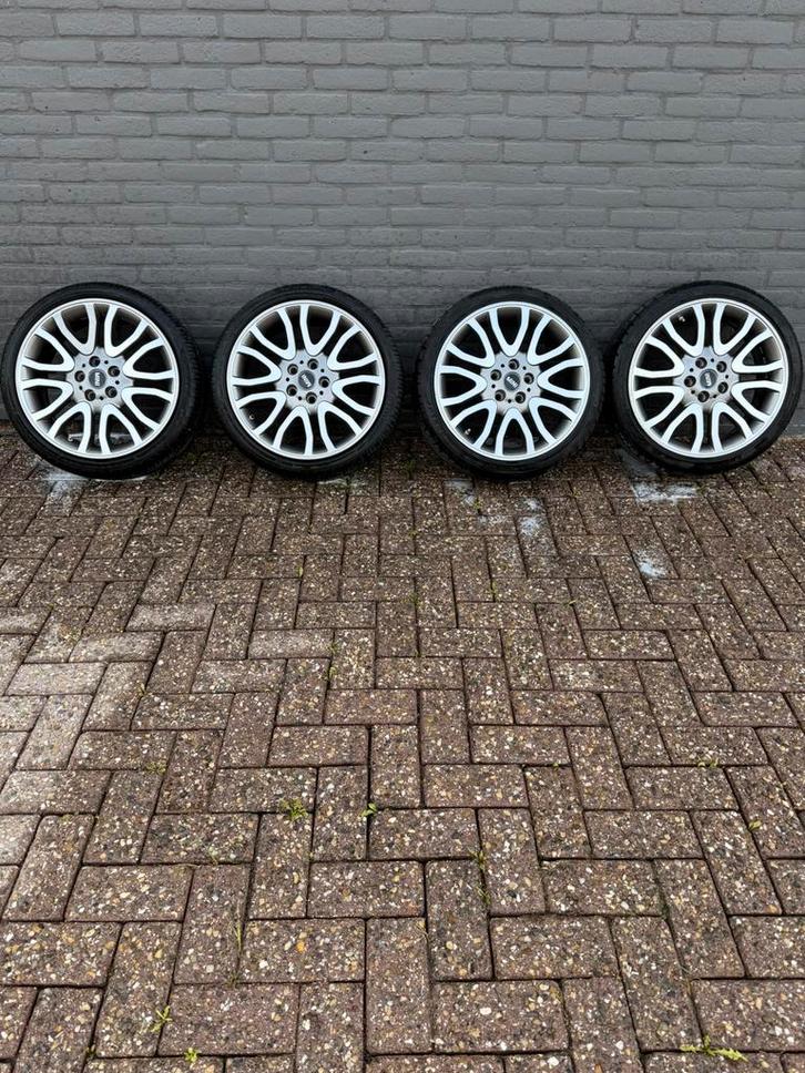 Nette 18” MINI Vanity Spoke 504 F55 F56 F57, Auto-onderdelen, Banden en Velgen, Banden en Velgen, Zomerbanden, 18 inch, 205 mm