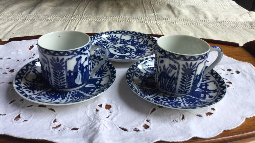 Lange Lijs kleine kop en schotels/Mosa porselein/2 sets, Antiek en Kunst, Antiek | Servies los, Ophalen of Verzenden