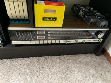 Vintage alltansistor radio Grundig beschikbaar voor biedingen