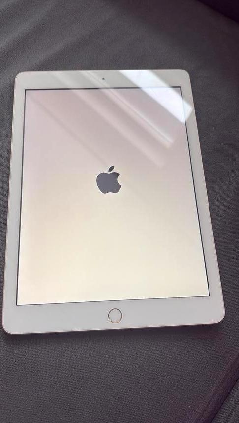 IPad, Computers en Software, Apple iPads, Zo goed als nieuw, Apple iPad, Wi-Fi en Mobiel internet, 10 inch, 128 GB, Rose Goud