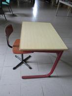 Schoolbankje met stoel, Ophalen, Gebruikt, Tafel(s) en Stoel(en)