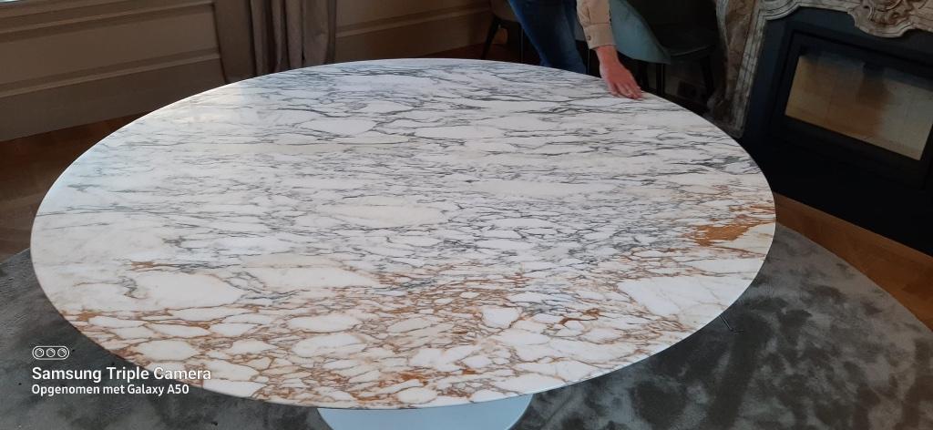 Ronde en Ovalen tafels van Eero Saarinen, marmer, hout enz., Huis en Inrichting, Tafels | Eettafels, Nieuw, 50 tot 100 cm, 200 cm of meer