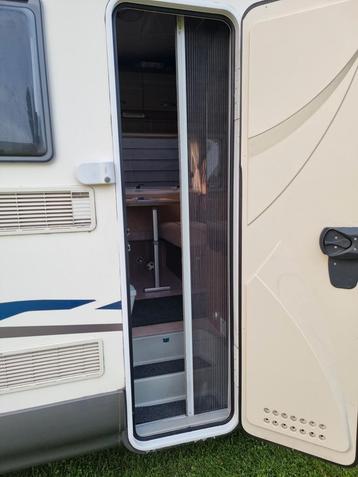 HORDEUR & PLISSE & VERDUISTERING CAMPER & CARAVAN REPARATIE! beschikbaar voor biedingen