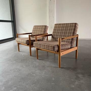 Set van 2 Vintage Jaren 60 Fauteuils beschikbaar voor biedingen