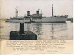 Oude persfoto Amsterdam met opleidingsschip marine, Verzamelen, Ansichtkaarten | Nederland, Ophalen of Verzenden, 1940 tot 1960