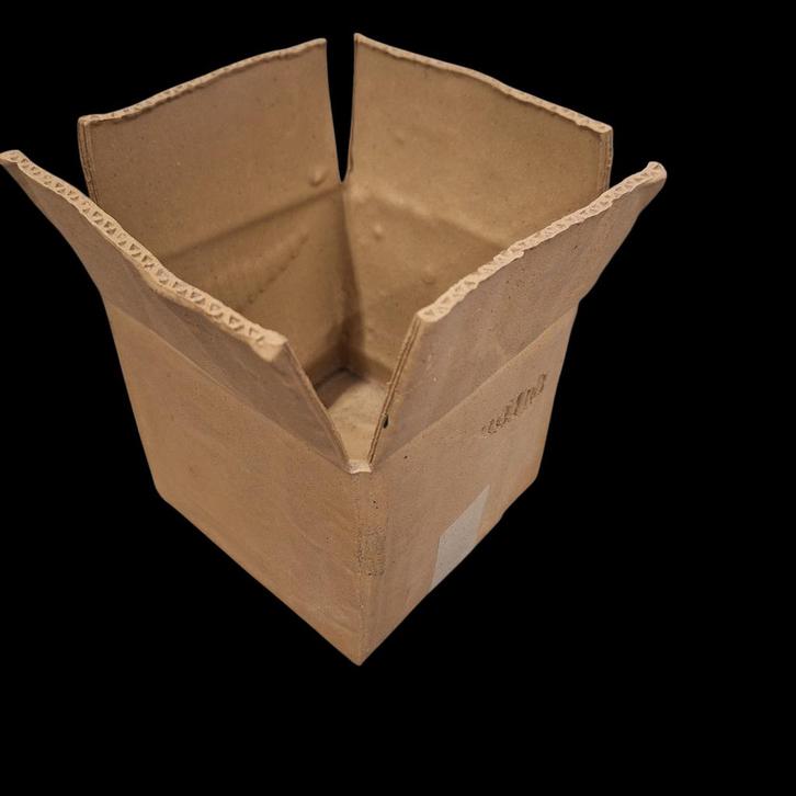 Keramieken kartonnen doos van Alka Malta Sudio Pottery, Antiek en Kunst, Antiek | Keramiek en Aardewerk, Ophalen