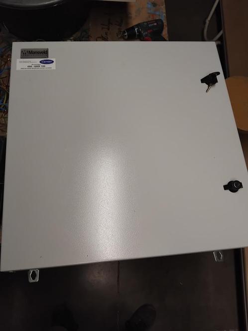 Veldverdeler Eldon Eaton Legrand, Doe-het-zelf en Verbouw, Kratten en Dozen, Zo goed als nieuw, Overige typen, 50 tot 75 cm, Minder dan 35 cm