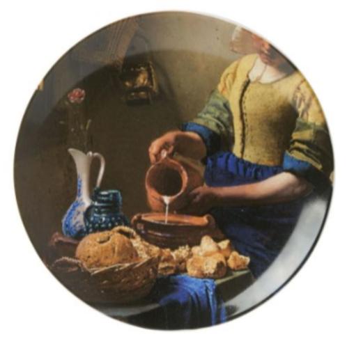 Nieuw, porseleinen wandbord Melkmeisje, €19,95 nu €14,95, Huis en Inrichting, Woonaccessoires | Wanddecoraties, Zo goed als nieuw