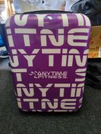Suitsuit handbagage koffer Anytime Fitness, Sieraden, Tassen en Uiterlijk, Koffers, 50 tot 60 cm, Hard kunststof, Zo goed als nieuw