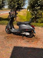 Vespa sprint bouwjaar 2017, Fietsen en Brommers, Scooters | Vespa, Gebruikt, Maximaal 45 km/u, Vespa S, Ophalen of Verzenden
