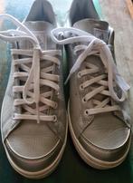 Adidas Zilver Sneakers Maat 40 2/3 - Zo Goed Als Nieuw, Adidas, Ophalen of Verzenden, Grijs, Sneakers of Gympen