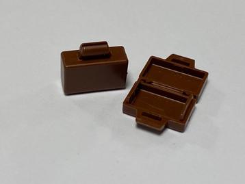 Partij 2x nieuwe roodachtig bruine Lego koffers beschikbaar voor biedingen