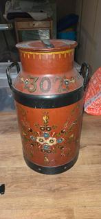 Vintage melkbus met handgeschilderde bloemen, Ophalen