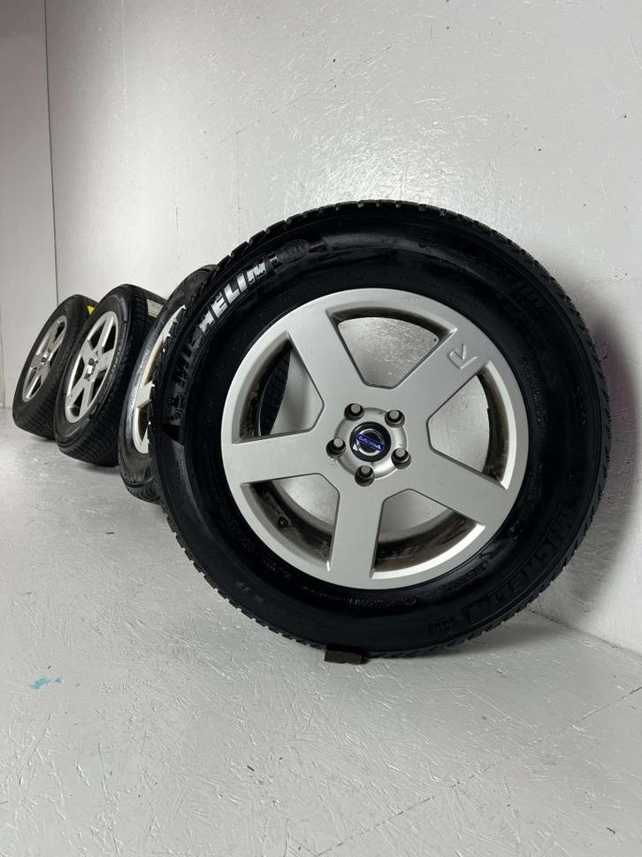 Volvo XC60 XC70 V70 V60 R-design velgen 17" 5x108 winterset, Auto-onderdelen, Banden en Velgen, Banden en Velgen, Winterbanden
