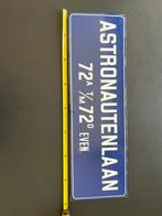 Emaille blauw straatnaambord Astronautenlaan, Antiek en Kunst, Antiek | Emaille, Ophalen of Verzenden