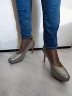 Hogl pumps metallic grijs zilver, Pumps, Ophalen of Verzenden, Zo goed als nieuw, Hogl