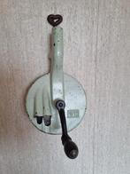 Vintage Snijbonenmolen, Ophalen