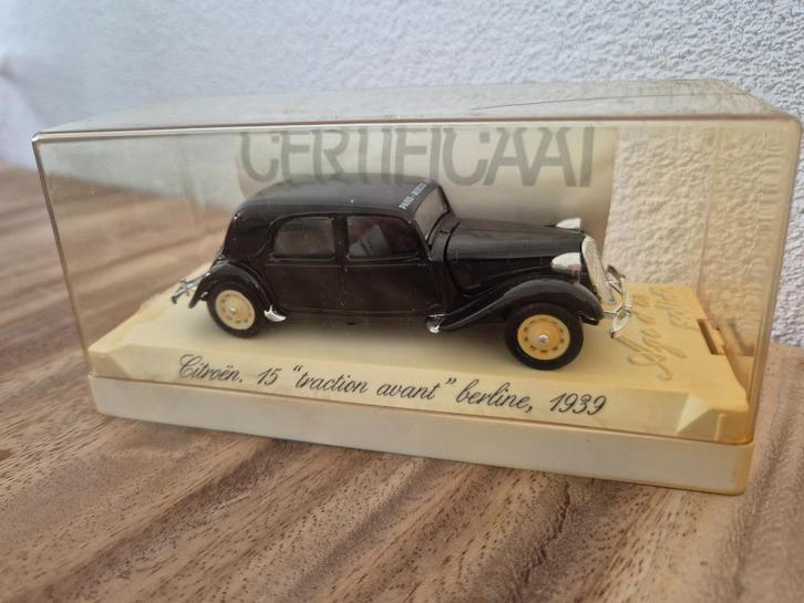 Solido 1:43 Citroën 15 "traction avant"Berline 1939, Hobby en Vrije tijd, Modelauto's | 1:43, Zo goed als nieuw, Auto, Solido