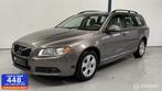 Volvo V70 2.5FT Momentum 1E EIGENAAR / 22.000KM!, Gebruikt, Handgeschakeld, 1600 kg, Geïmporteerd