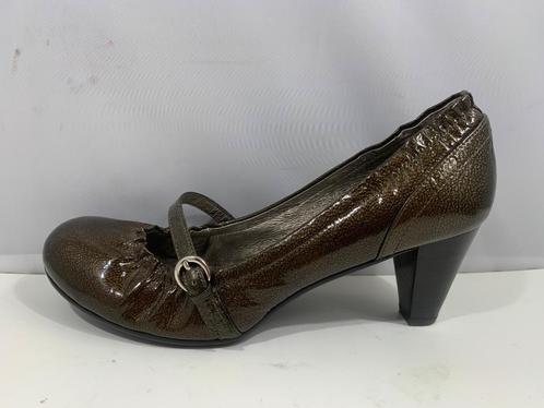 Manfield, maat 39. Pumps in een prachtige koper groene kleur, Kleding | Dames, Schoenen, Zo goed als nieuw, Schoenen met hoge hakken
