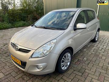 Hyundai I20 1.4i DynamicVersion 2e eigenaar / Airco / elektr beschikbaar voor biedingen