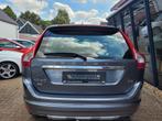 Volvo XC60 2.0 T5 AWD Momentum NAVI / LEER / TREKHAAK, Auto's, Automaat, 15 km/l, Zwart, 4 cilinders