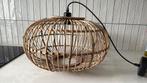 Hanglamp rotan, Huis en Inrichting, Lampen | Hanglampen, Ophalen, Gebruikt, Scandinavisch, Minder dan 50 cm