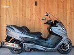 SUZUKI AN 400 BURGMAN ABS AN400 AN-400 Nieuwe Banden set!, Motoren, Motoren | Suzuki, 400 cc, Scooter, Bedrijf, 12 t/m 35 kW