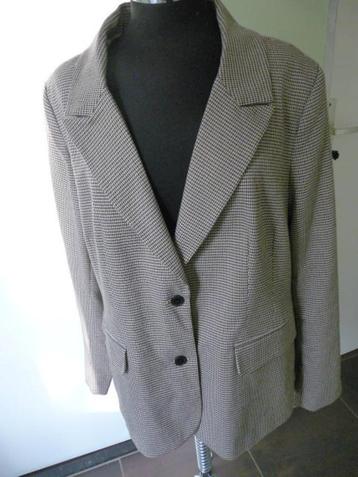 Moderne blazer, bruin beige ruit, van Only Carmakoma, mt 46 beschikbaar voor biedingen