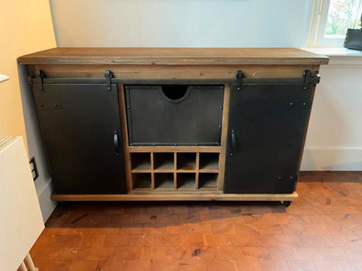 Dressoir en drankkast, Huis en Inrichting, Kasten | Dressoirs, Gebruikt, 100 tot 150 cm, 25 tot 50 cm, Met lade(s), Met deur(en)