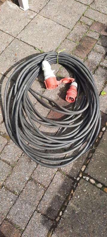 Krachtstroomkabel / Verlengsnoer met stekkers 30m beschikbaar voor biedingen