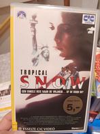 Tropical snow vhs videoband ex rental videotheek, Cd's en Dvd's, VHS | Film, Vanaf 16 jaar, Ophalen of Verzenden, Zo goed als nieuw