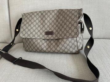 Gucci luiertas beschikbaar voor biedingen