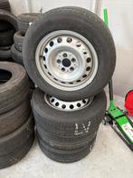 Mercedes vito velg met banden, Auto-onderdelen, Banden en Velgen, Bestelwagen, 16 inch, Ophalen of Verzenden, Band(en)