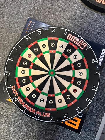 One80 Dot trainingsbord met doos beschikbaar voor biedingen