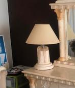 Set van 2 fossielen stenen lampen, Huis en Inrichting, Ophalen, Gebruikt, 25 tot 50 cm, Beige