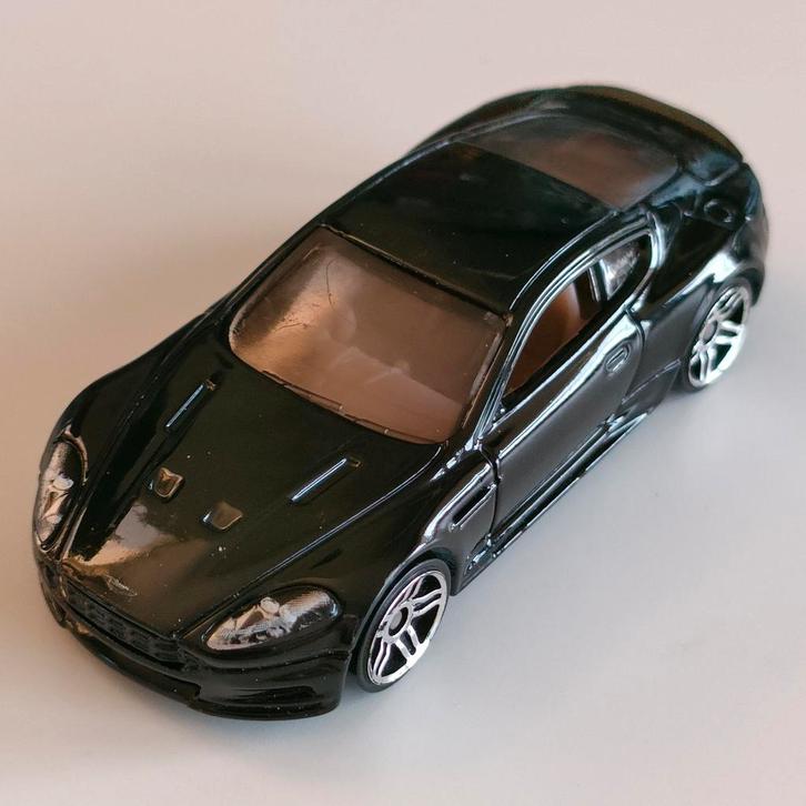 2010 Aston Martin DBS zwart Hot Wheels, Hobby en Vrije tijd, Modelauto's | Overige schalen, Nieuw, Ophalen of Verzenden