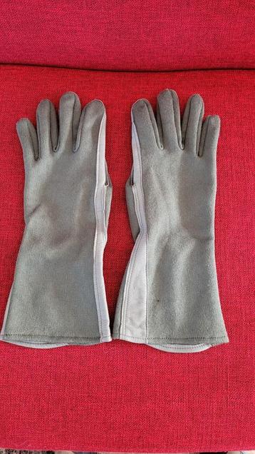 Jachtvliegers zomer-handschoenen maat 10 - als nieuw beschikbaar voor biedingen