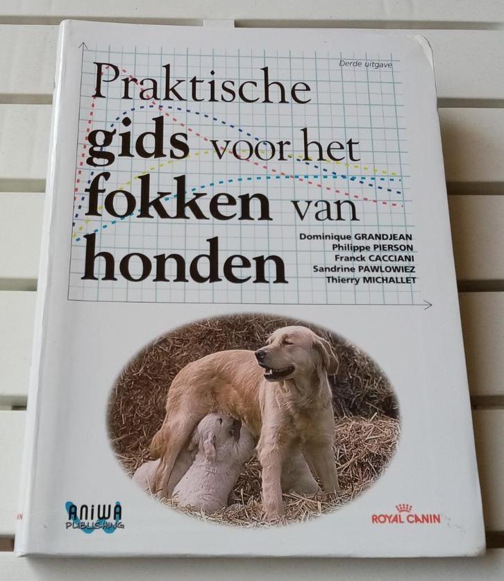 PRAKTISCHE GIDS VOOR HET FOKKEN VAN HONDEN, Boeken, Dieren en Huisdieren, Gelezen, Honden, Ophalen of Verzenden