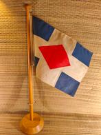 Tafelvlag uit verzameling, Diversen, Ophalen of Verzenden, Zo goed als nieuw