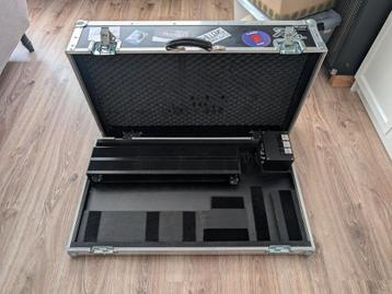 Pedalboard / Flightcase  beschikbaar voor biedingen