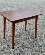 Vintage bureau bijzettafeltje jaren 60 afm 90 x 60 x 74 hoog, Huis en Inrichting, Bureaus, Ophalen of Verzenden, Gebruikt