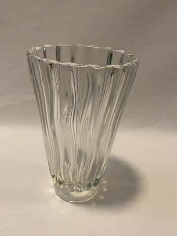 Art Deco/30s Prachtige glazen vaas. Rosice 933 glasswork, beschikbaar voor biedingen