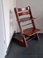Stokke Tripp Trapp kinderstoel NIEUW MODEL in walnut, Ophalen, Zo goed als nieuw, Meegroeistoel, Aanschuifbaar
