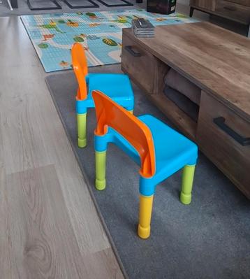 Kinderstoelen beschikbaar voor biedingen